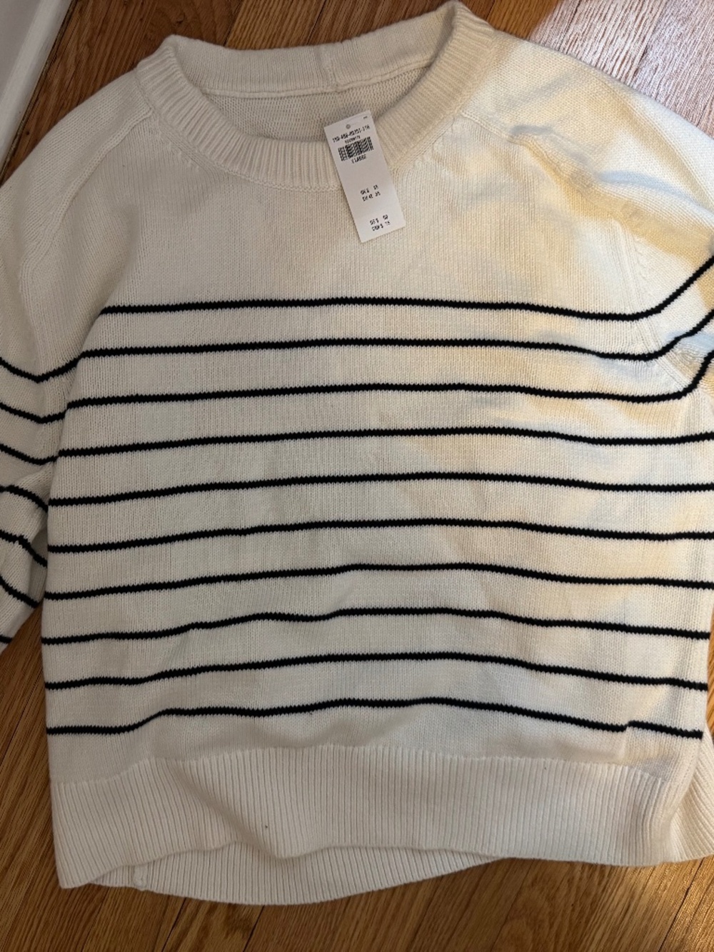 NWT Abercrombie women’s sweater